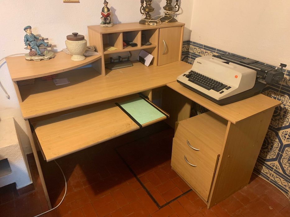 SECRETÁRIA DE CANTO FOLHEADA CLARA MULTIFUNCIONAL COM MÓDULO GAVETAS