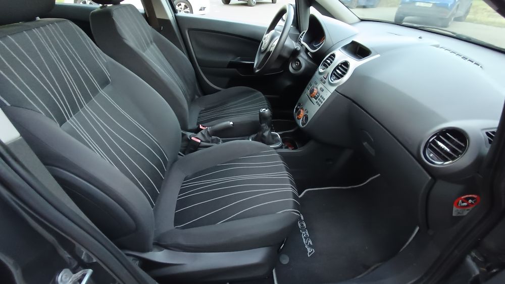 Opel corsa  128Milkms
