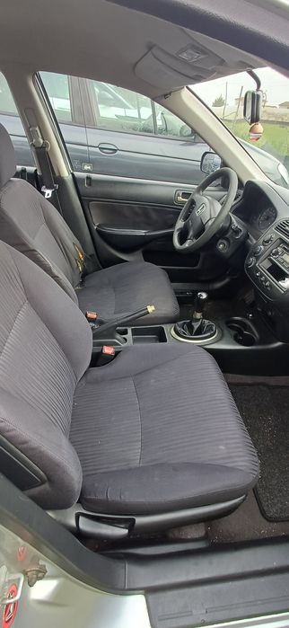 Honda Civic VII com motor avariado