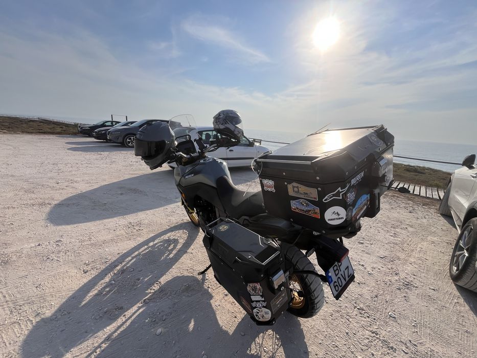 Suzuki V-Strom 800 DE