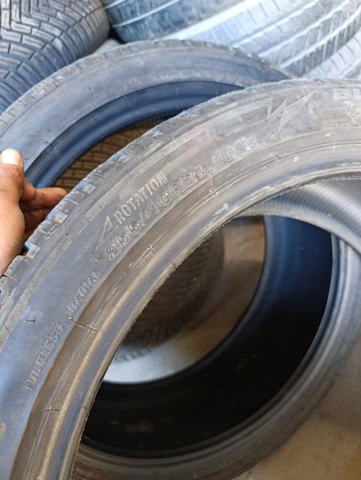 Шини зима Bridgestone 255/40/21 6mm 2024р 2шт
