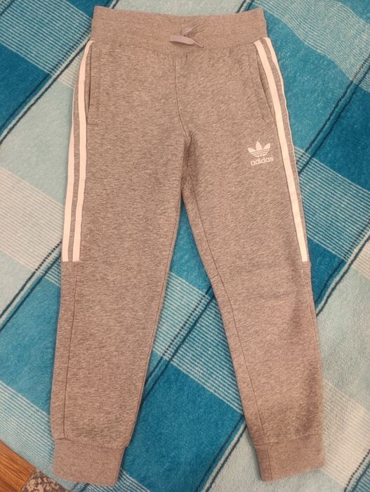 Фірмові штани Adidas 7-8 р.