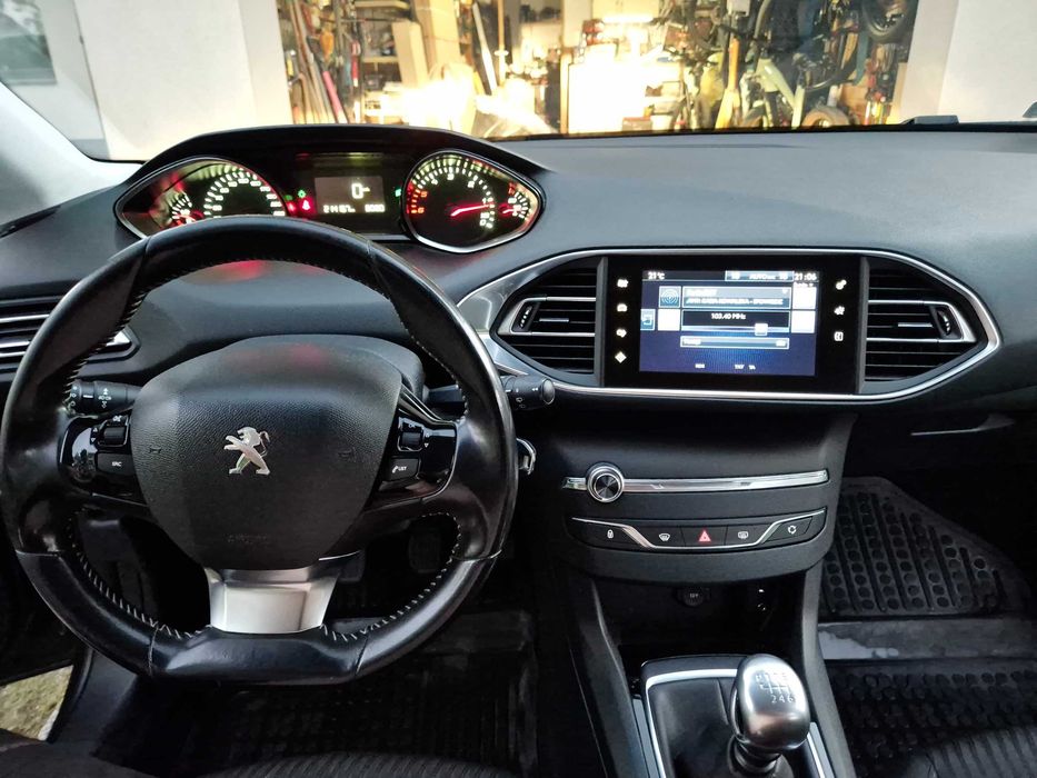 Peugeot 308 SW  2016 1.6 HDi 120KM