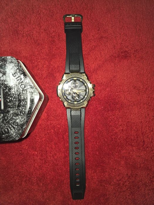 Relógio Casio G-Shock G-STEEL GST-B100 Dourado  - Como No