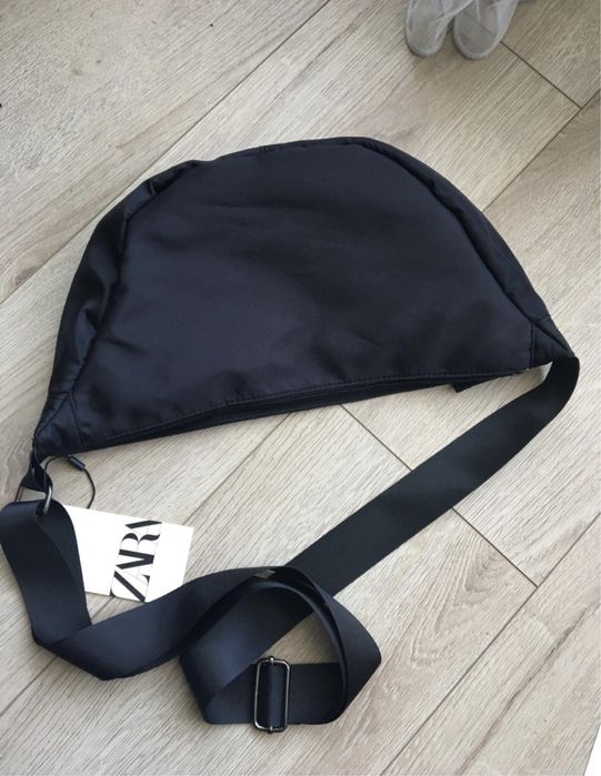 Nerka duża Zara czarna