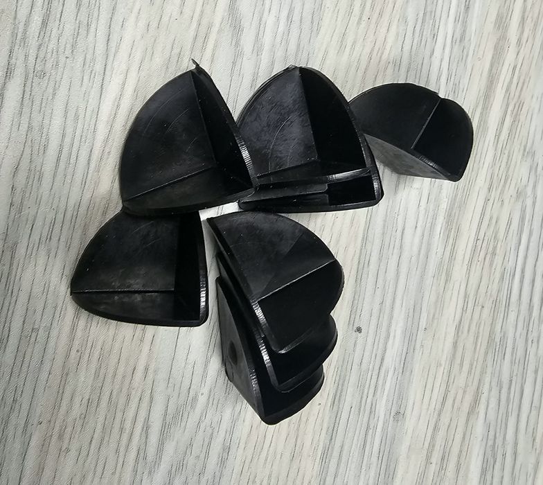 Rączki narożniki haczyki do koszy transportowych dla gołębi