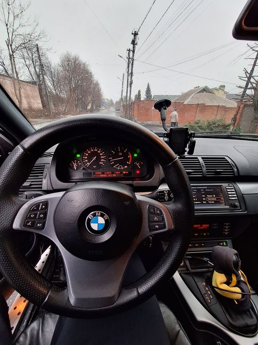 Продам BMW X5 E53