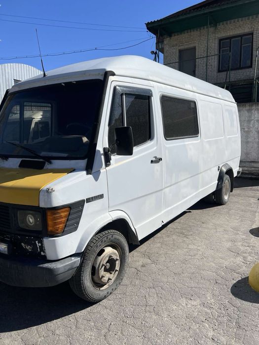 Mersedes Bens 410 вантажний