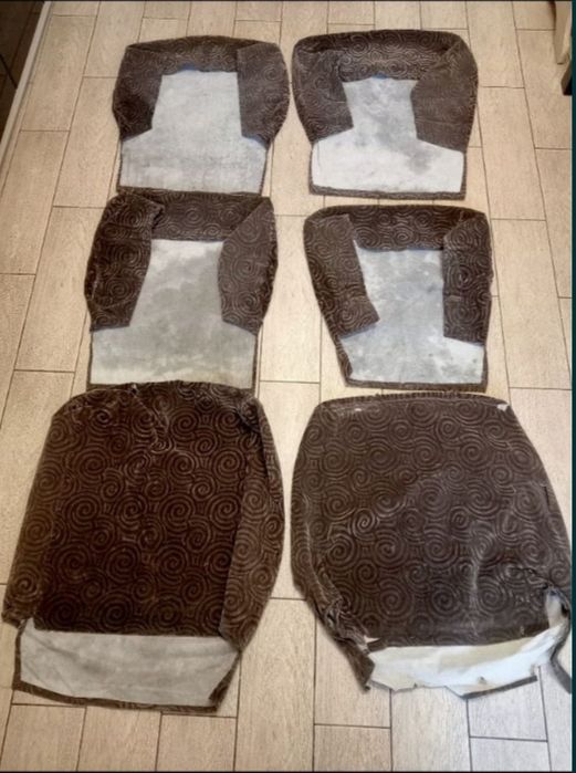 Продаються.Чохли універсальні.