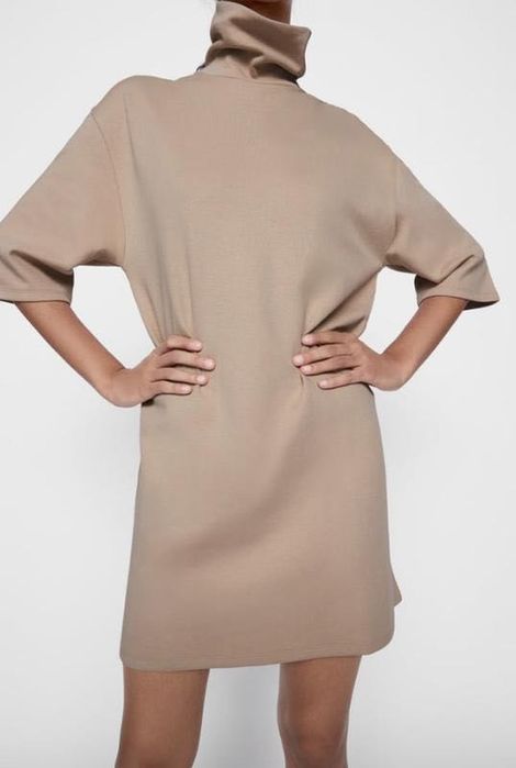 Базове плаття сукня ZARA Зара в нюдовому кольорі, p. L