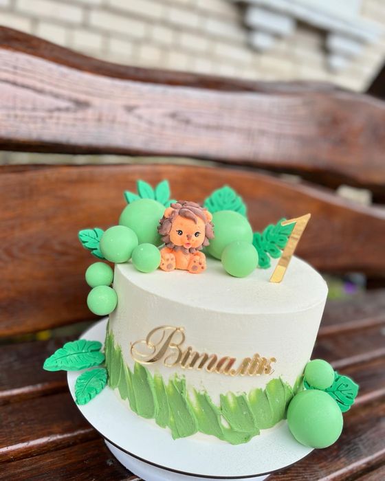 Торти та десерти на замовлення