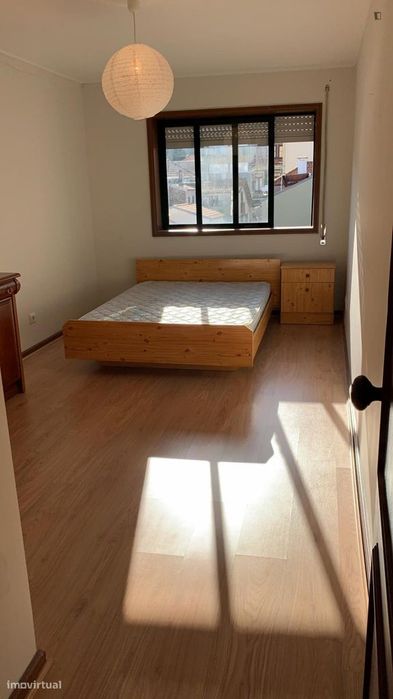 Quarto - localizado em Bonfim Porto