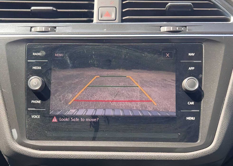 Volkswagen Tiguan      2019