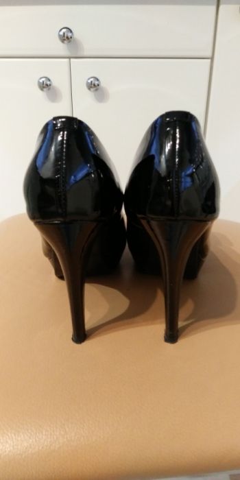 Buty damskie czarno białe