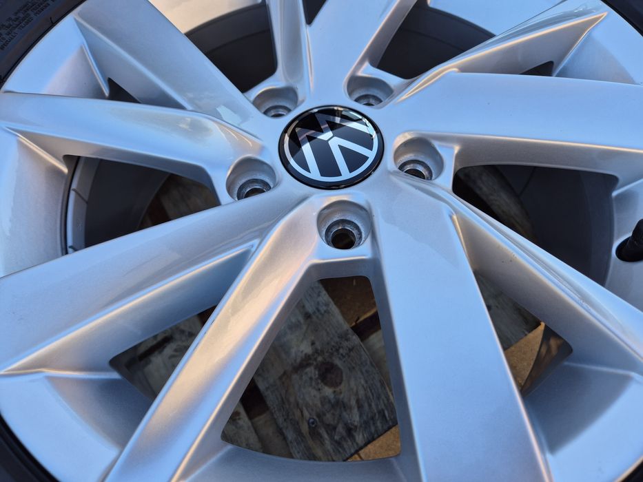 Alufelgi VW Golf 5 6 7 Caddy Jetta Turan  Zimowe 205/55/16 Bridgestone Oryginalne Jak nowe