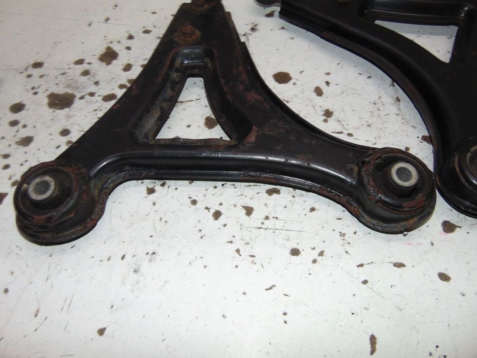 Volvo 480 turbo braços da suspensão