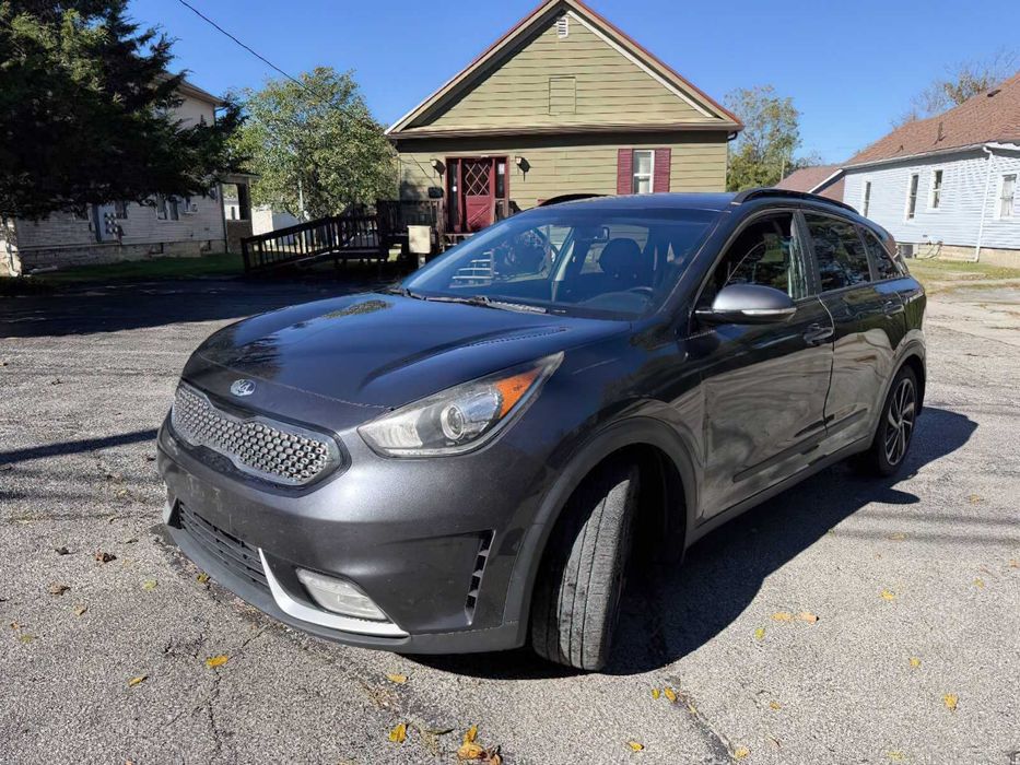 Kia Niro Touring      2018