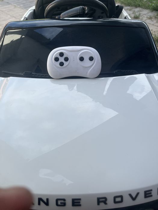 Дитячий автомобіль