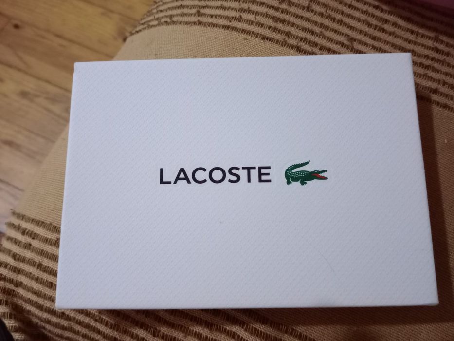 Porta documentos Lacoste