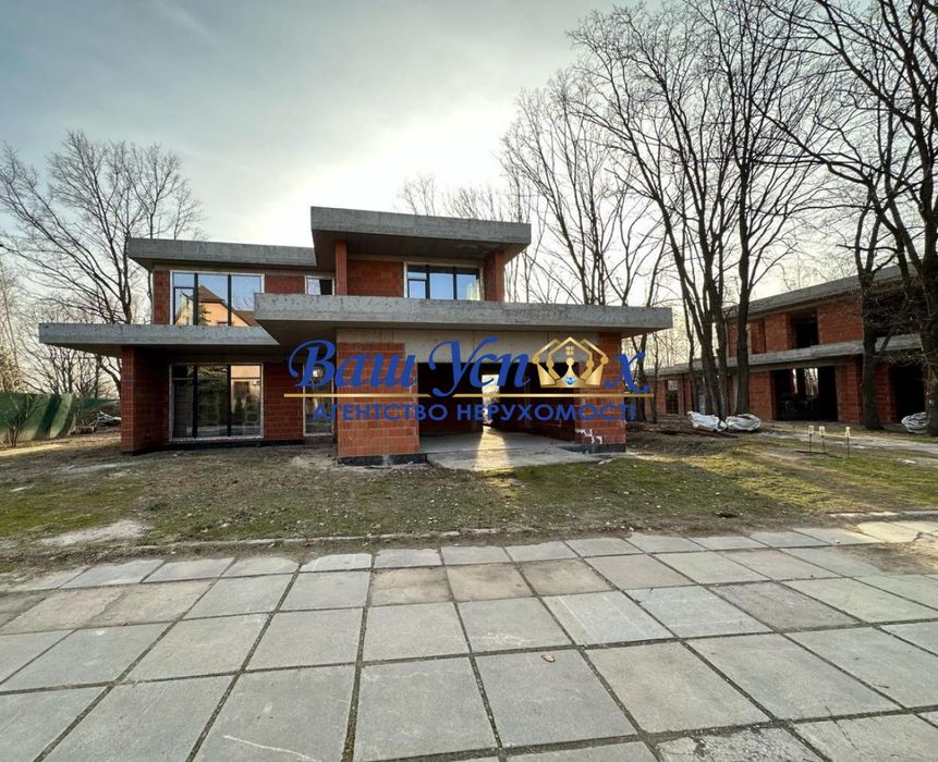 Продажа коттеджного городка с выходом на реку. Конча-Заспа