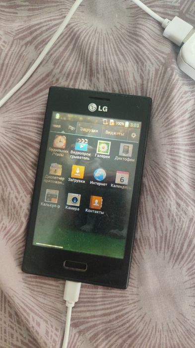 Продам телефоны на запчасти