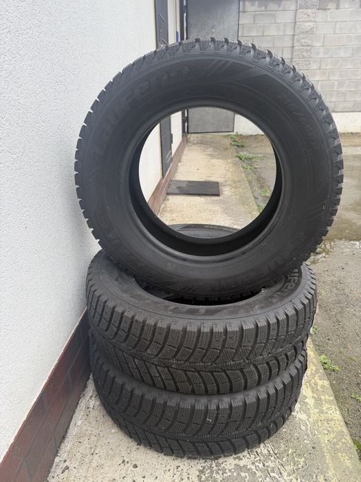Новая Зимняя резина Laufenn LW 71 I Fit Ice, 215/65 R16