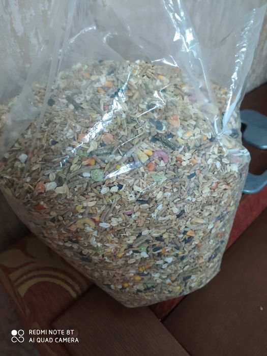 Продам корм для домашніх гризунів.