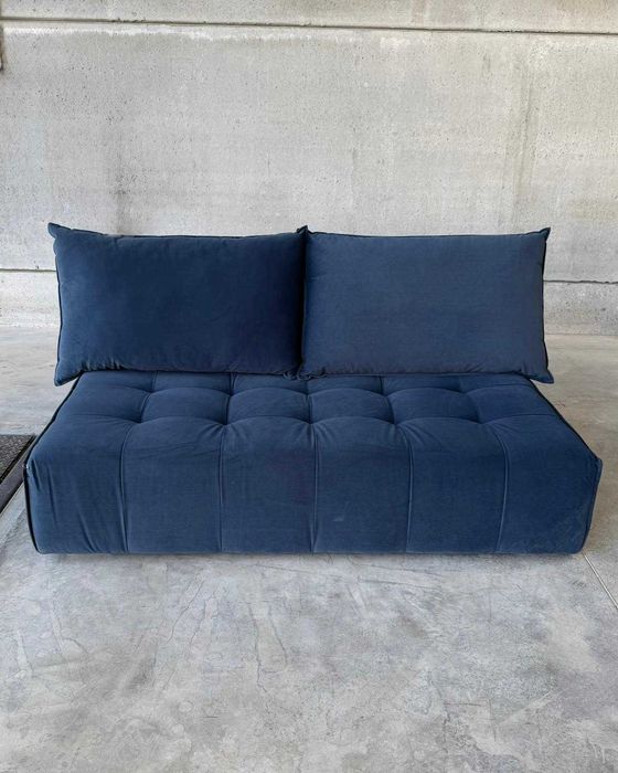 Sofá 1.55*1.00 veludo azul
