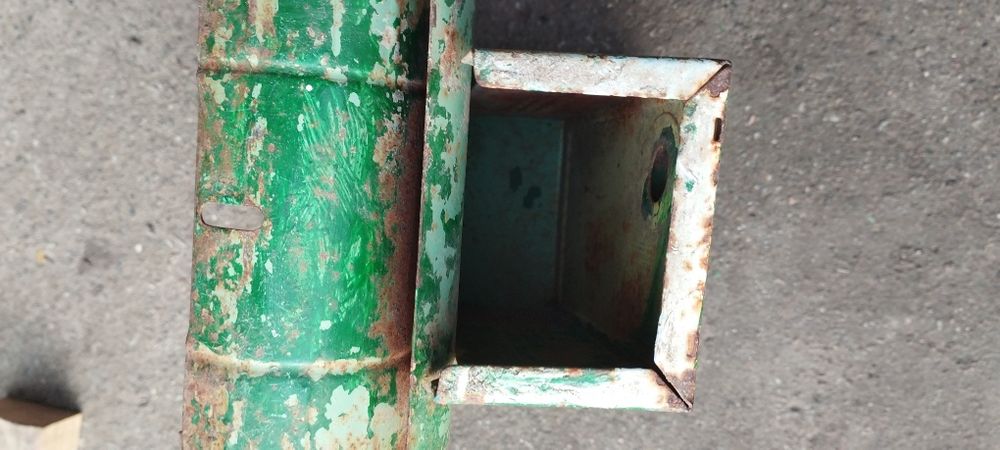 Игрушка трактор железная ссср