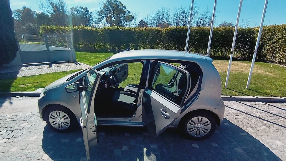Volkswagen UP 1.0 MOVE