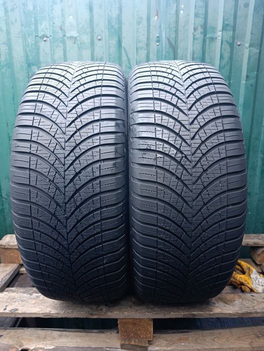 235/55/18 Good year vector 4season gen 3 suv