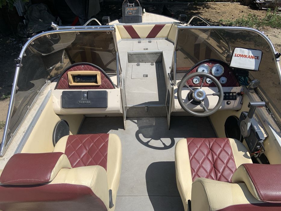 Продам Прогресс 4м yamaha 60 инжектор 2012года