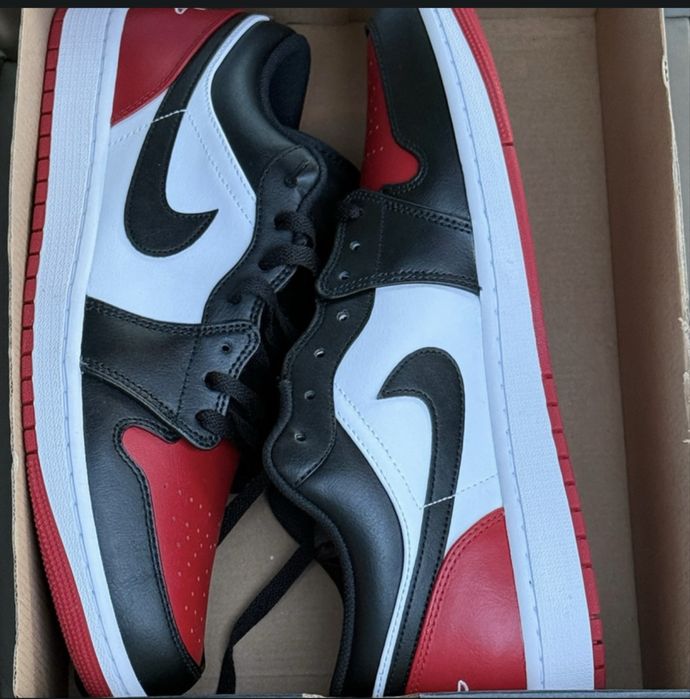 Air jordan low red/white/black