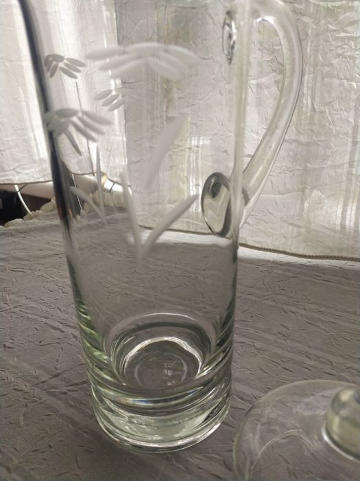 Стікляні кувшини,з візерунком200грв і стаканами