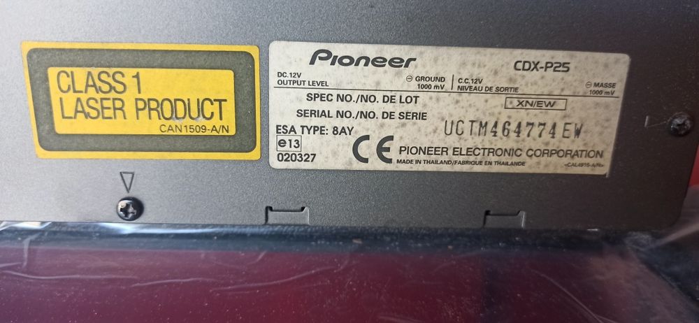 Caixa de CD s Pioneer CDX-P25