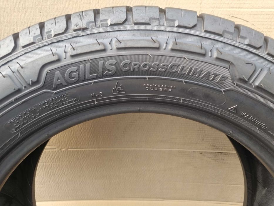 Opony Całoroczne 215/60/17C 109/107T Michelin CrossClimate Rok 2025