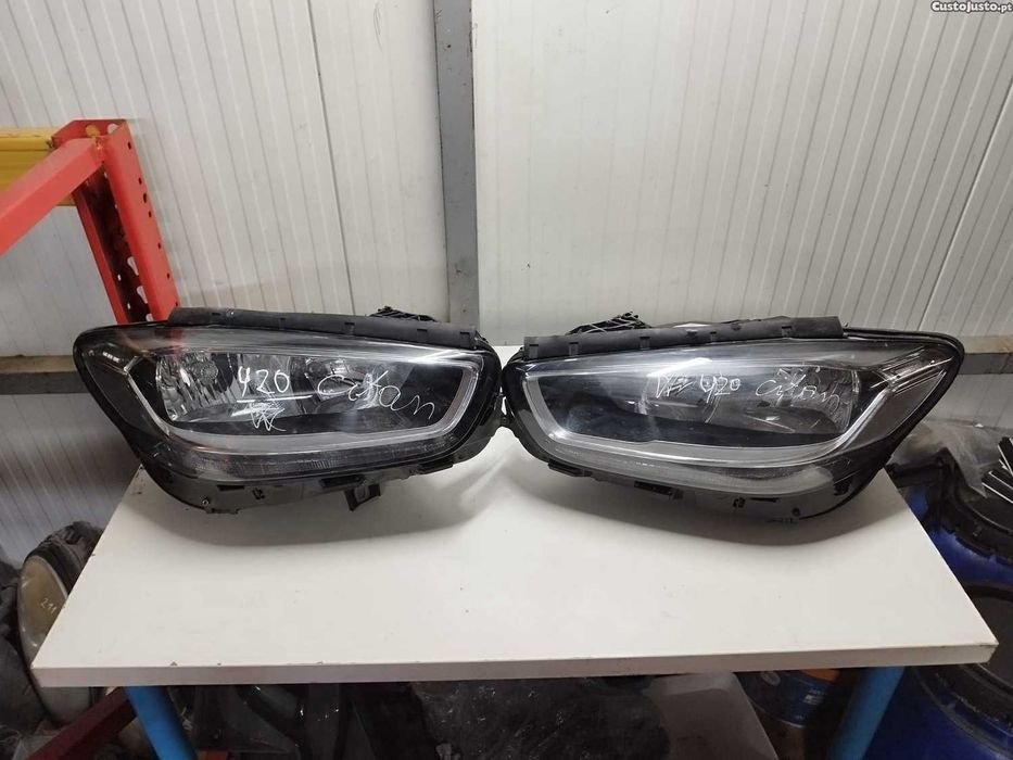 Mercedes Citan Faróis Par