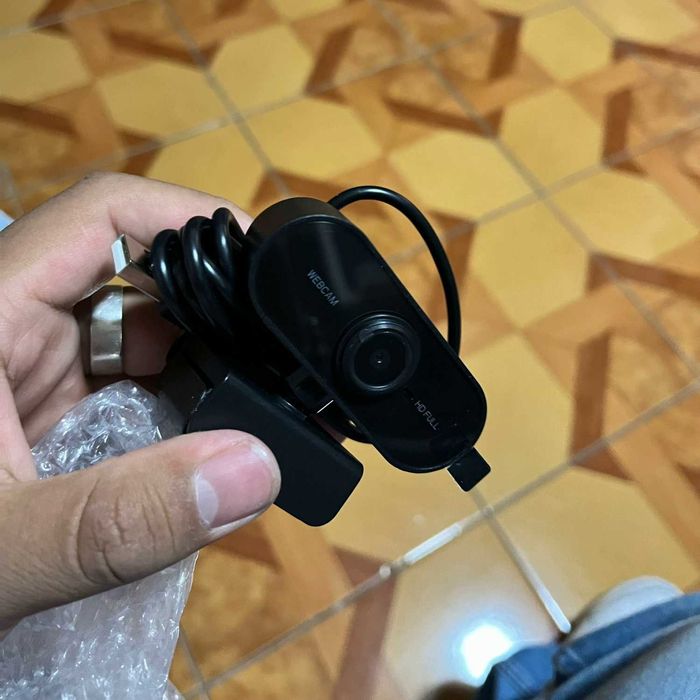 Веб - камера  HD-P с встроенным микрофоном б-у