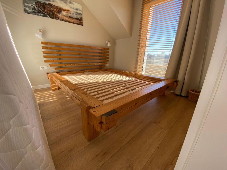 Łóżko drewniane z bala