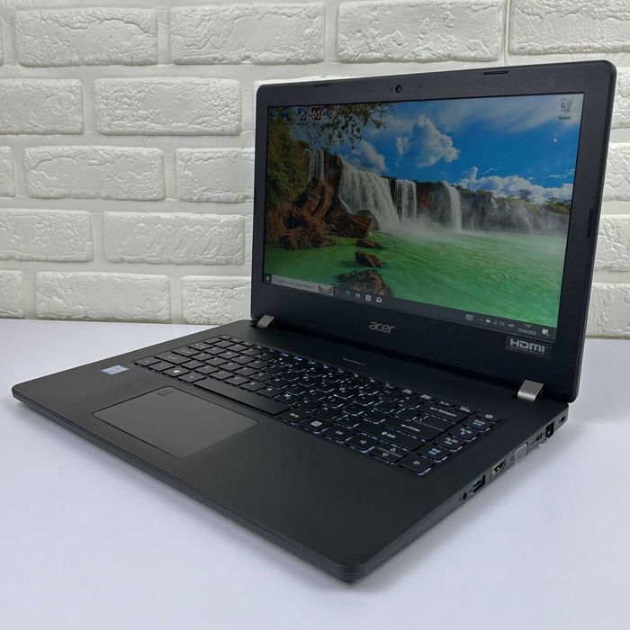 Ігровий ноутбук ультрабук ACER  intel i5 / 8gb DDR4 / SSD / FullHD IPS
