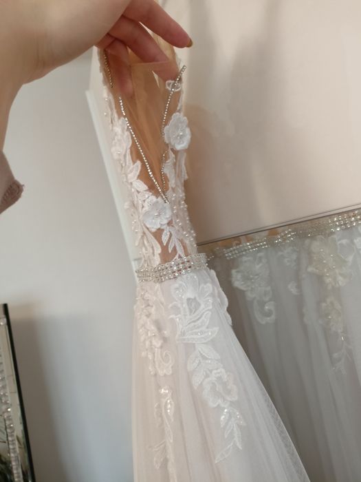 Sprzedam suknię ślubną rozmiar 36/38