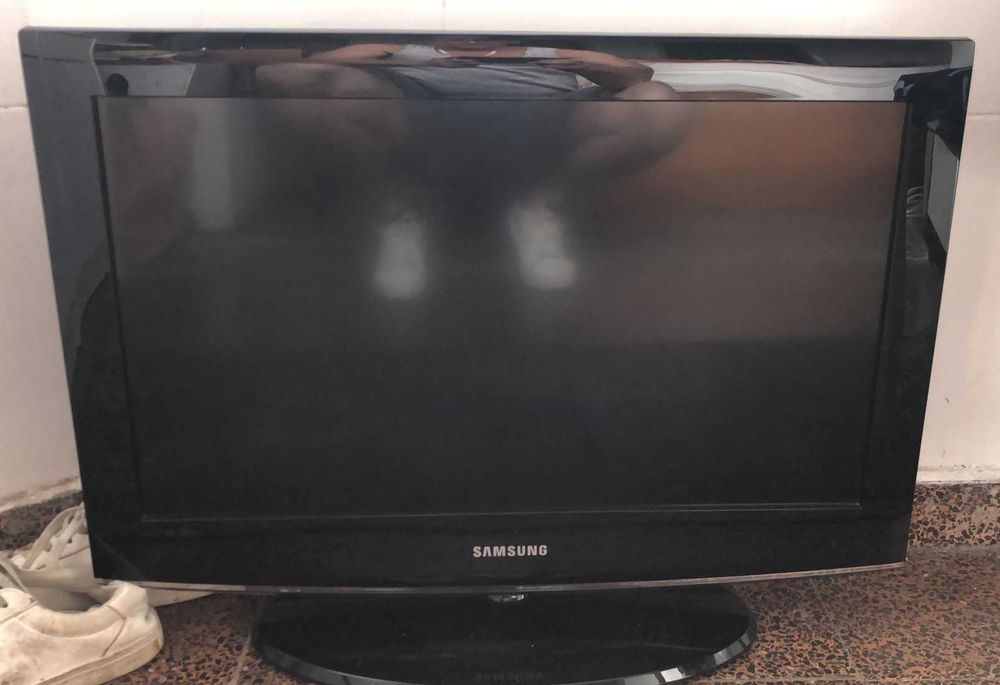 TV Samsung LE26A457C1D Alcabideche • OLX Portugal