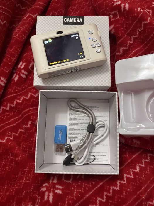 Камера-мыльница в хорошем состоянии