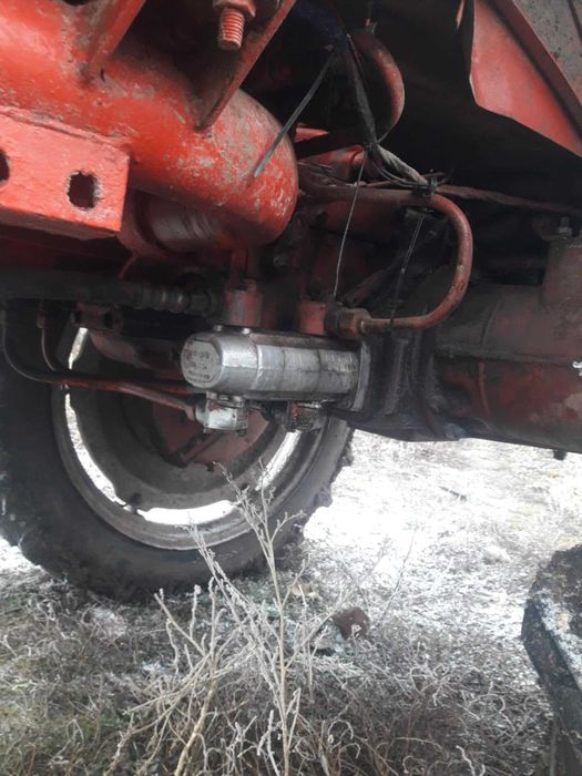 Продам трактор т-16