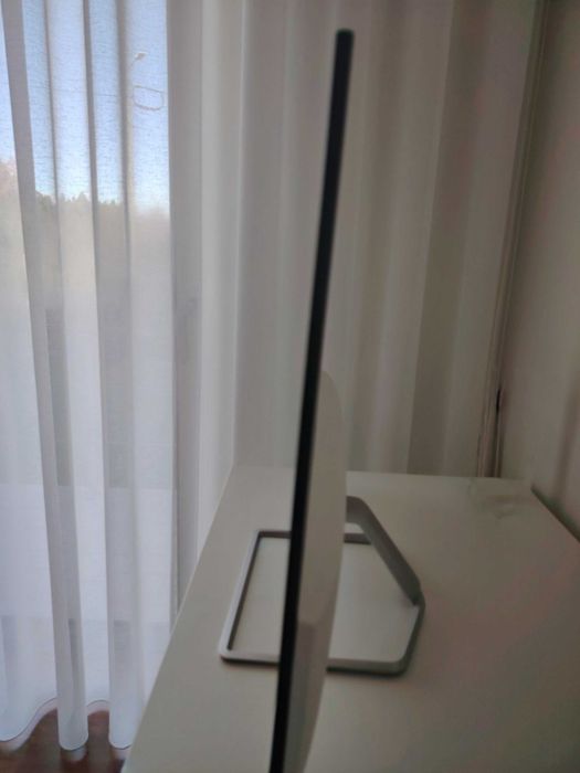 Monitor hp 27'' fw com Áudio