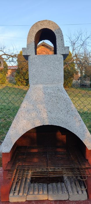 Grill ogrodowy betonowy