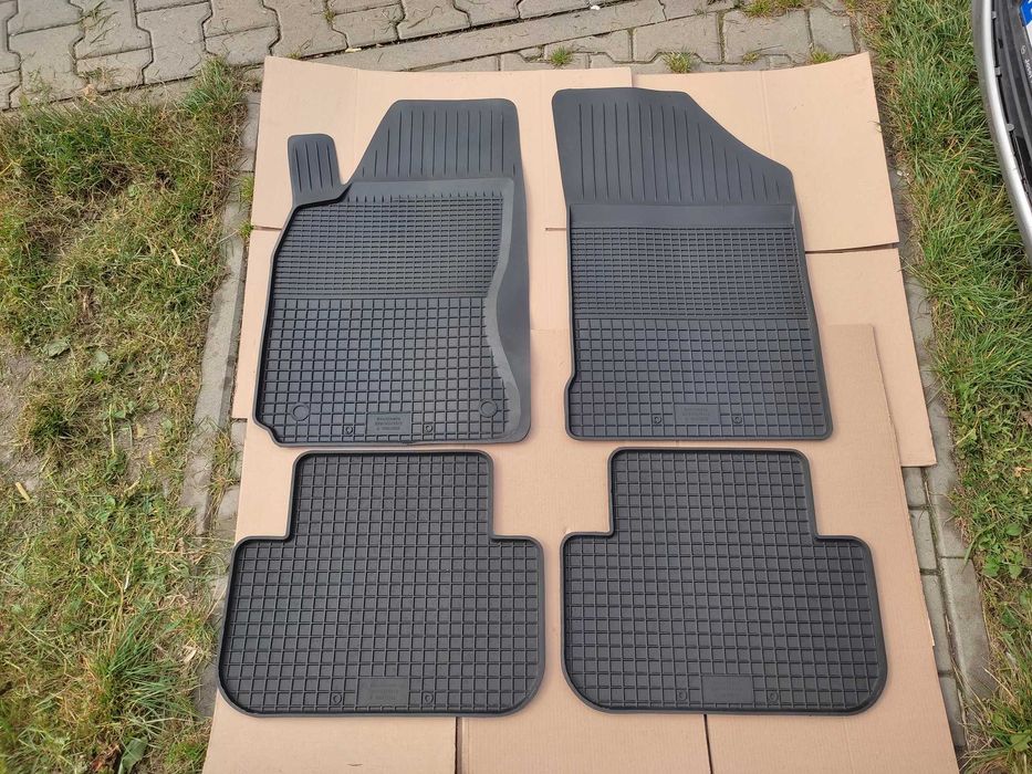 NOWE Dywaniki gumowe CHEVROLET MUBIRA od08r dopasowane korytka korytko