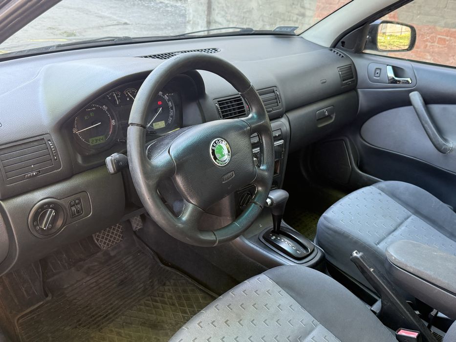 Škoda Octavia 1.9 дизель автомат