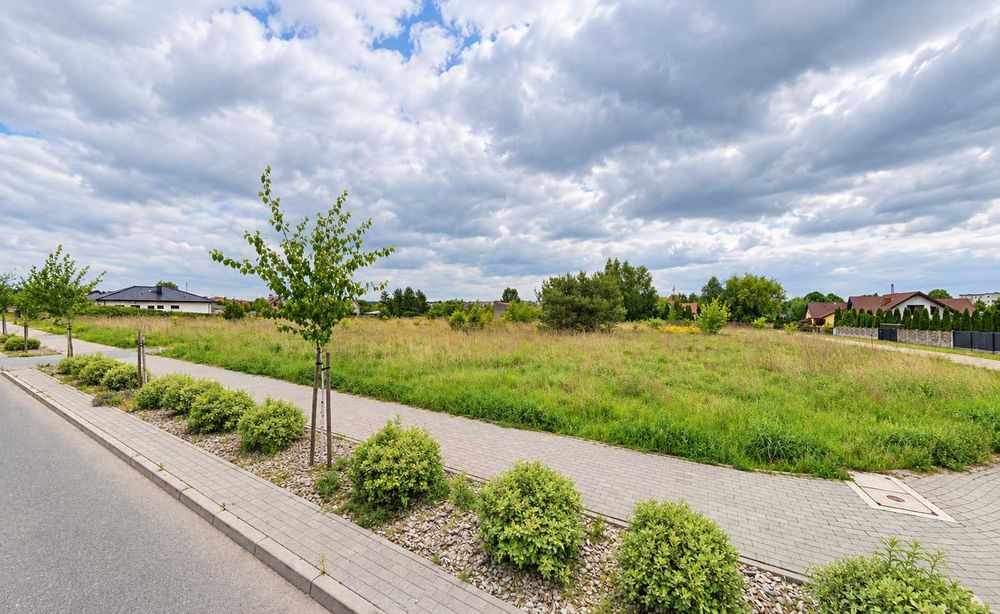 Działka budowlana 1148 m² / 38x30m – Pajęczno, Jana Pawła II / Norwida – bezpośrednio