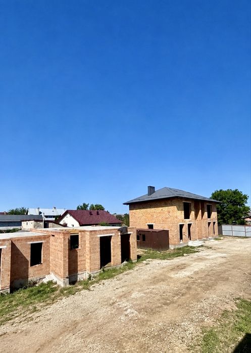Продаж котеджів в Скнилові / від забудовника